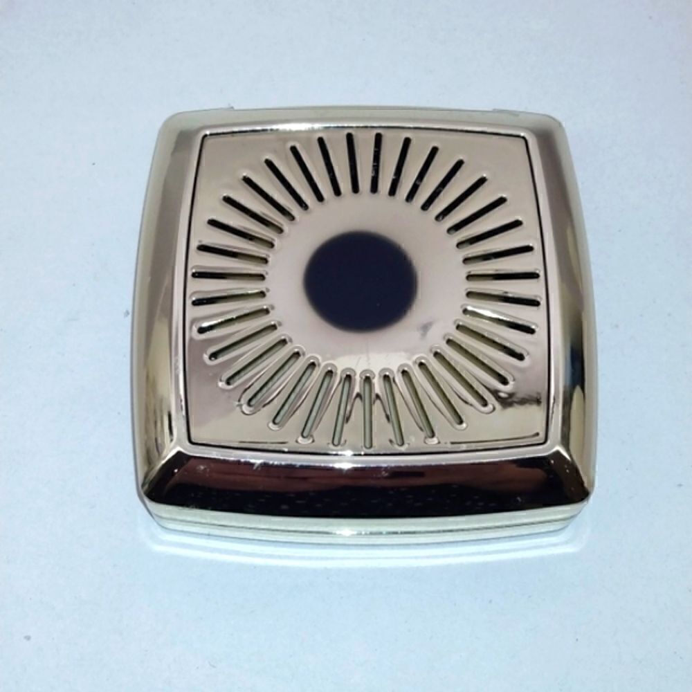 Estee Lauder Refillable Makeup Foundation Compact New - Picture 3 of 4